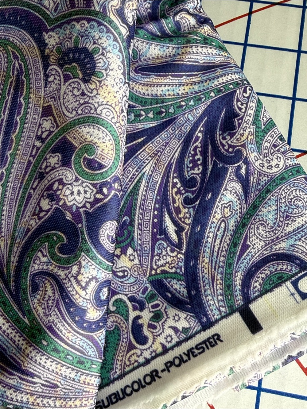 Vintage 90s Rayon Polyester Paisley Fabric 1+ Yard x 60” Stretch Drapey